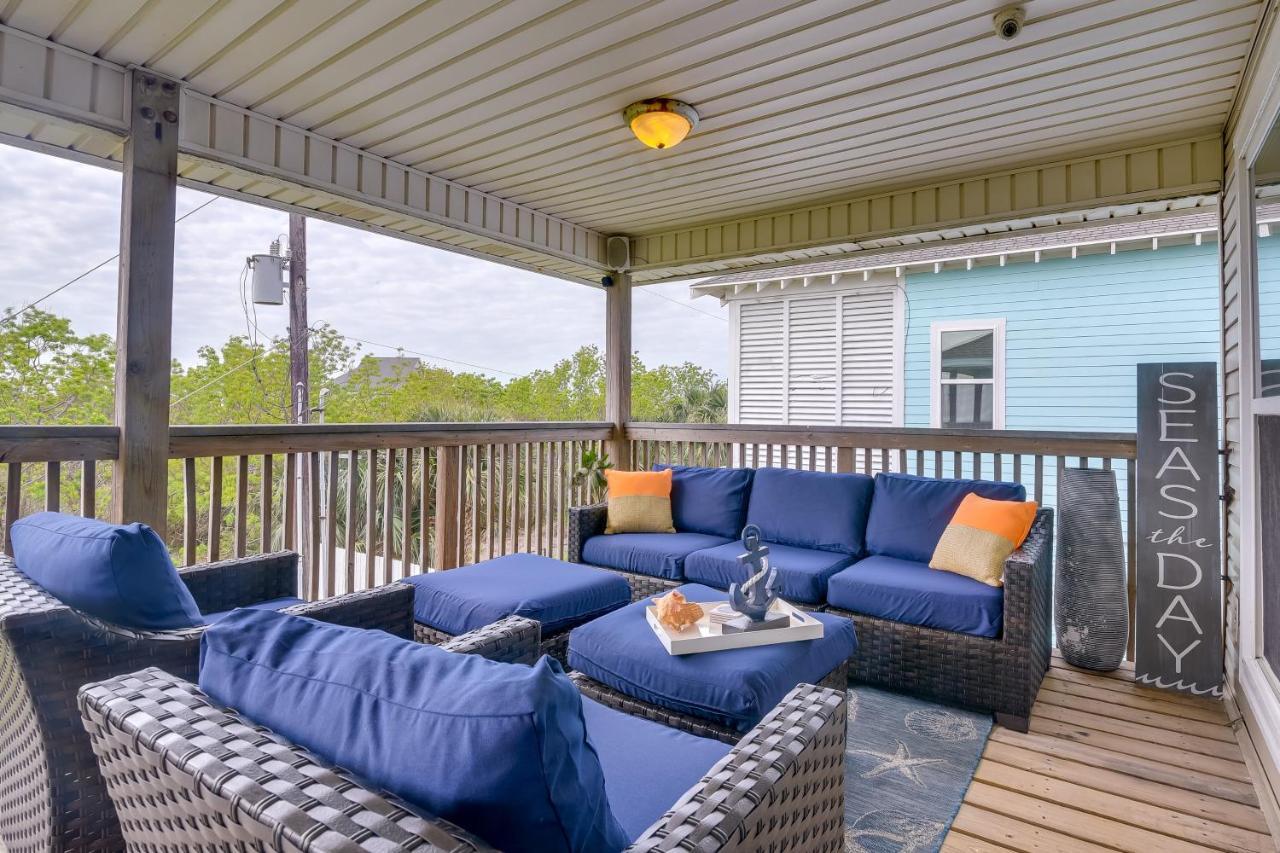 Galveston Escape With Entertainment Patio And Deck! Villa Buitenkant foto